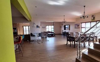 4 Bedroom House For Sale in Mile 4, Swakopmund