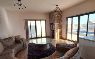 4 Bedroom House For Sale in Mile 4, Swakopmund