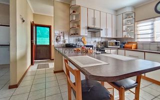 4 Bedroom House For Sale in Hermis