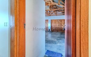 4 Bedroom House For Sale in Hermis