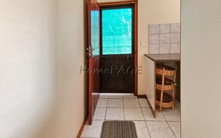 4 Bedroom House For Sale in Hermis
