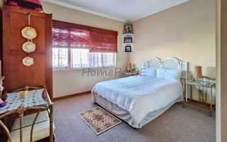 4 Bedroom House For Sale in Hermis