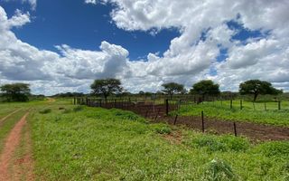 Farm For Sale in Hochfeld
