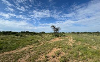 Farm For Sale in Hochfeld
