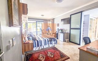 8 Bedroom House For Sale in Vineta, Swakopmund