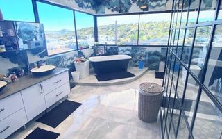 6 Bedroom House For Sale in Auasblick, Windhoek