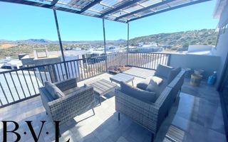 6 Bedroom House For Sale in Auasblick, Windhoek