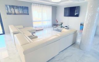 6 Bedroom House For Sale in Auasblick, Windhoek
