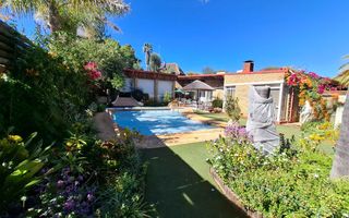 4 Bedroom House For Sale in Ludwigsdorf, Windhoek