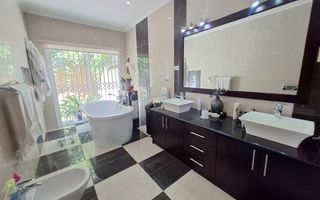 4 Bedroom House For Sale in Ludwigsdorf, Windhoek