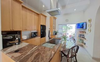 4 Bedroom House For Sale in Ludwigsdorf, Windhoek
