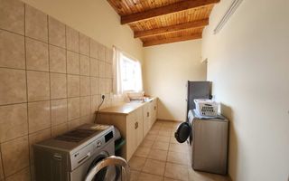 3 Bedroom House For Sale in Henties Bay Central, Henties Bay