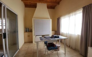 3 Bedroom House For Sale in Henties Bay Central, Henties Bay