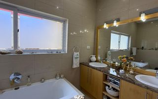 4 Bedroom House For Sale in Klein Windhoek, Windhoek