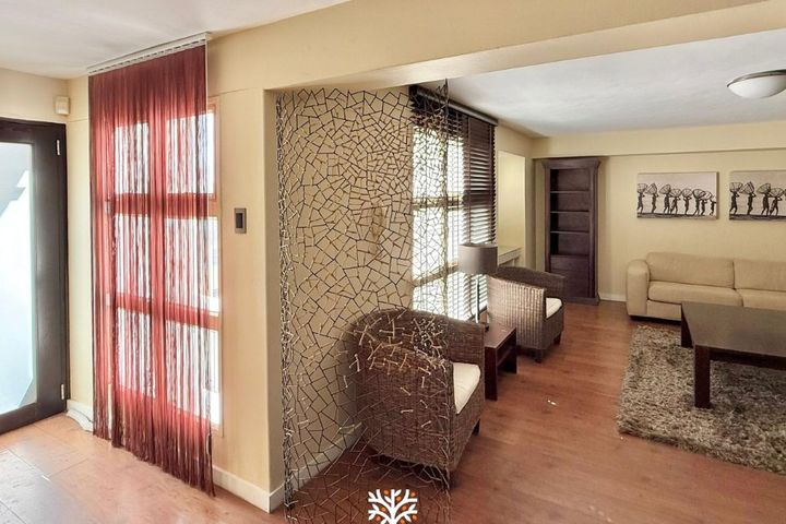 2 Bedroom Apartment For Sale in Windhoek Central, Windhoek