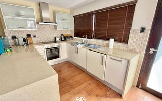 2 Bedroom Apartment For Sale in Windhoek Central, Windhoek