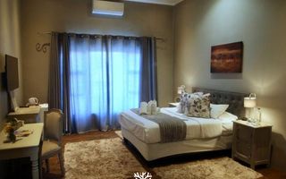 6 Bedroom House For Sale in Erospark, Windhoek