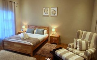 6 Bedroom House For Sale in Erospark, Windhoek