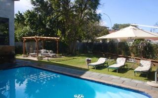 6 Bedroom House For Sale in Erospark, Windhoek