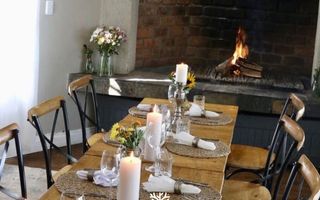 6 Bedroom House For Sale in Erospark, Windhoek