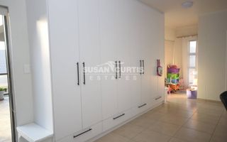 3 Bedroom House For Sale in Mile 4, Swakopmund