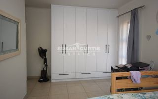3 Bedroom House For Sale in Mile 4, Swakopmund