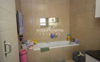 3 Bedroom House For Sale in Mile 4, Swakopmund