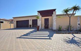 3 Bedroom House For Sale in Rossmund, Swakopmund