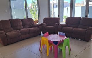 4 Bedroom House For Sale in Elisenheim, Windhoek
