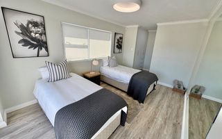 3 Bedroom House To Rent in Long Beach