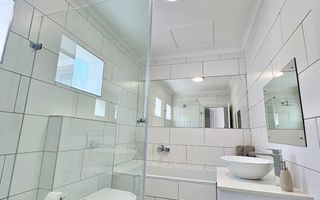 3 Bedroom House To Rent in Long Beach