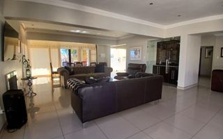 4 Bedroom House For Sale in Kleine Kuppe, Windhoek