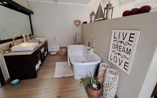 3 Bedroom House For Sale in Meersig