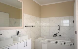 4 Bedroom House To Rent in Rossmund, Swakopmund