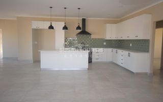 4 Bedroom House To Rent in Rossmund, Swakopmund