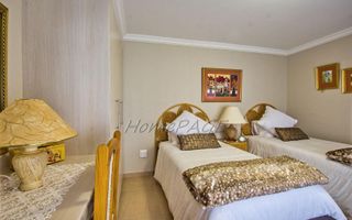 2 Bedroom House For Sale in Long Beach