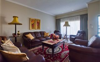 2 Bedroom House For Sale in Long Beach