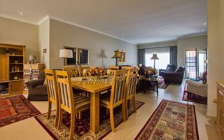 2 Bedroom House For Sale in Long Beach