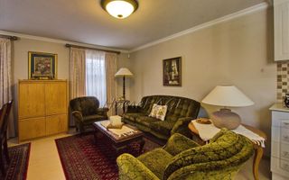 2 Bedroom House For Sale in Long Beach