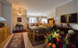 2 Bedroom House For Sale in Long Beach