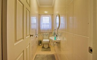 2 Bedroom House For Sale in Long Beach