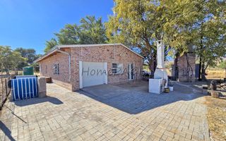 2 Bedroom Small Holding / Plot For Sale in Usakos