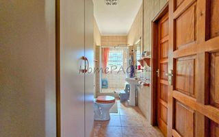 2 Bedroom Small Holding / Plot For Sale in Usakos