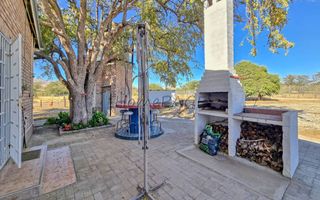 2 Bedroom Small Holding / Plot For Sale in Usakos