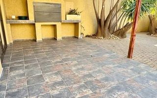 3 Bedroom House To Rent in Windhoek Central, Windhoek