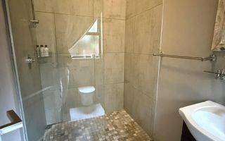 6 Bedroom House For Sale in Erospark, Windhoek