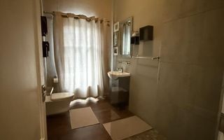 6 Bedroom House For Sale in Erospark, Windhoek