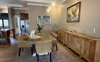 6 Bedroom House For Sale in Erospark, Windhoek