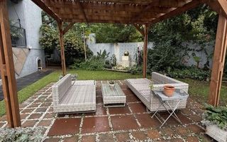 6 Bedroom House For Sale in Erospark, Windhoek
