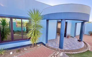 3 Bedroom House For Sale in Khomasdal , Windhoek